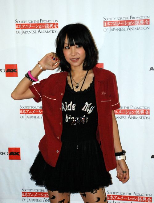 LiSA ca sĩ - tại anime expo năm 2012