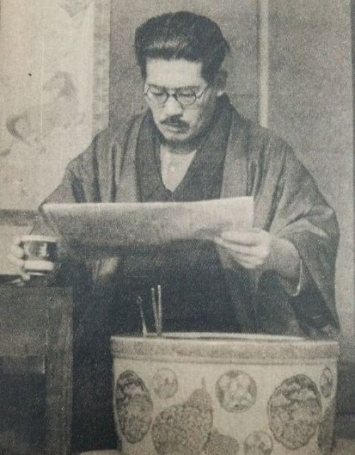 ông Asanuma Inejiro
