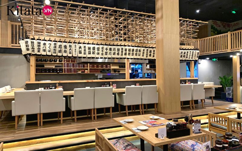 Không gian bên trong nhà hàng