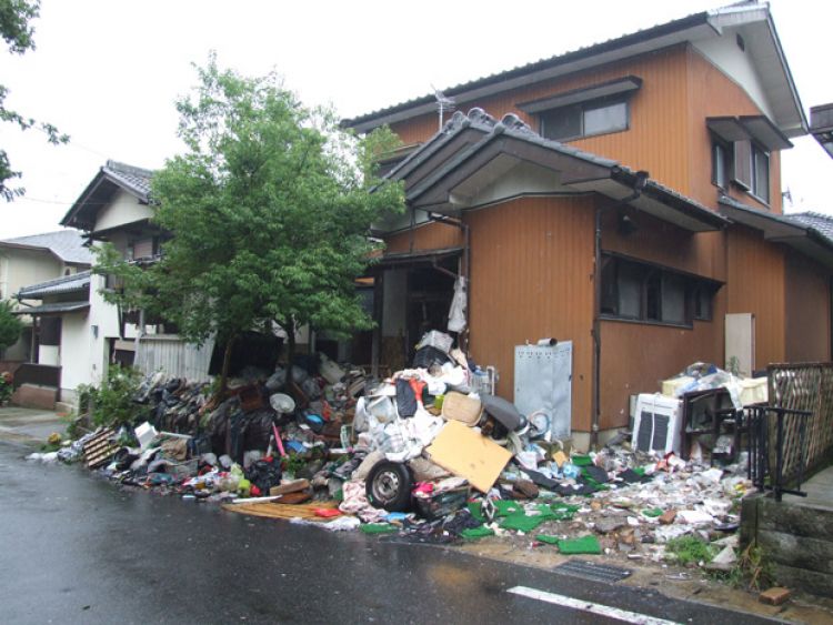 nhà rác gây ảnh hưởng đến dân cư