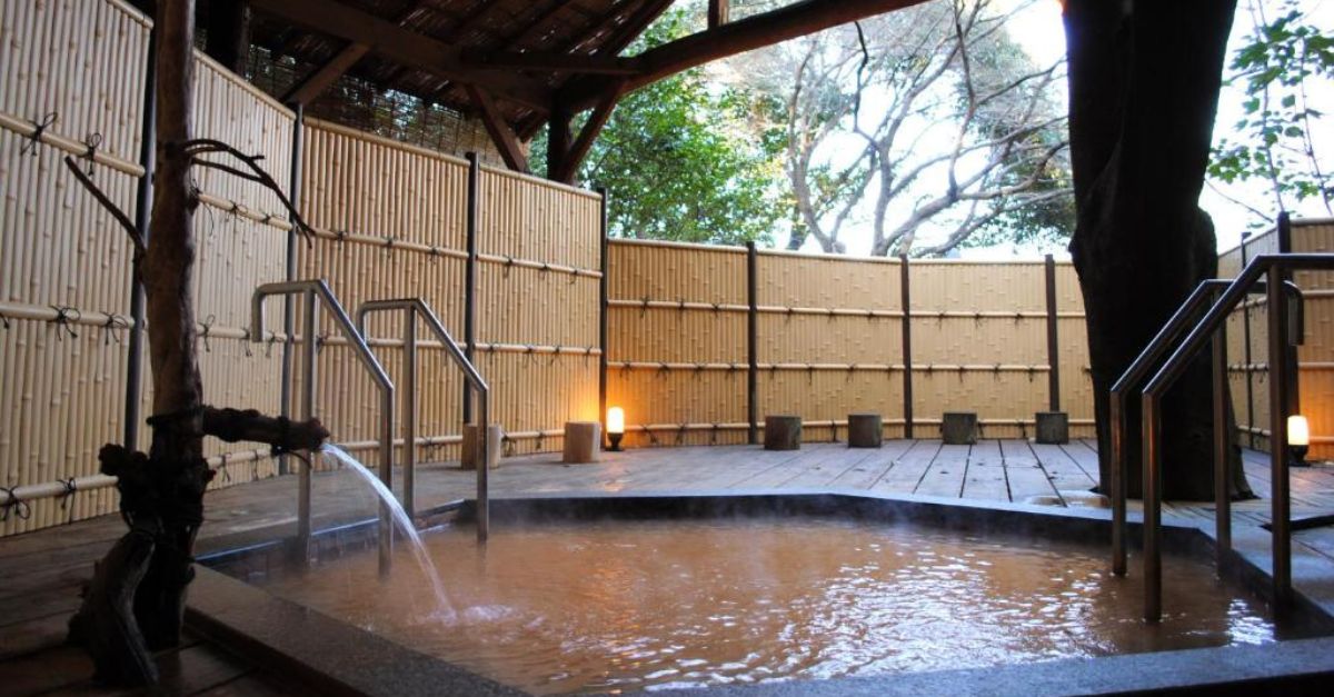 Đến Negiya Ryofukaku trải nghiệm suối nước nóng của những thầy tu