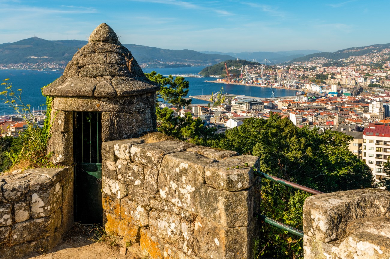 Vigo, thành phố biển ở Tây Ban Nha là được dự đoán là điểm đến thịnh hành nhất 2024. vigo