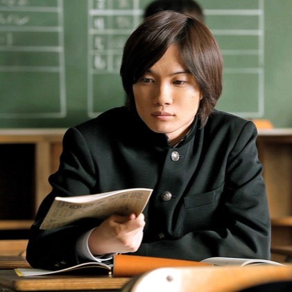 Gakuran là gì? Lịch sử, ý nghĩa và câu chuyện đằng sau đồng phục nam sinh Nhật Bản