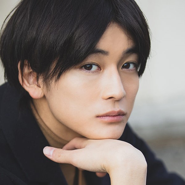 Takahashi Fumiya: Từ nam sinh đẹp trai nhất Nhật Bản đến “cậu em yêu dấu” trên màn ảnh