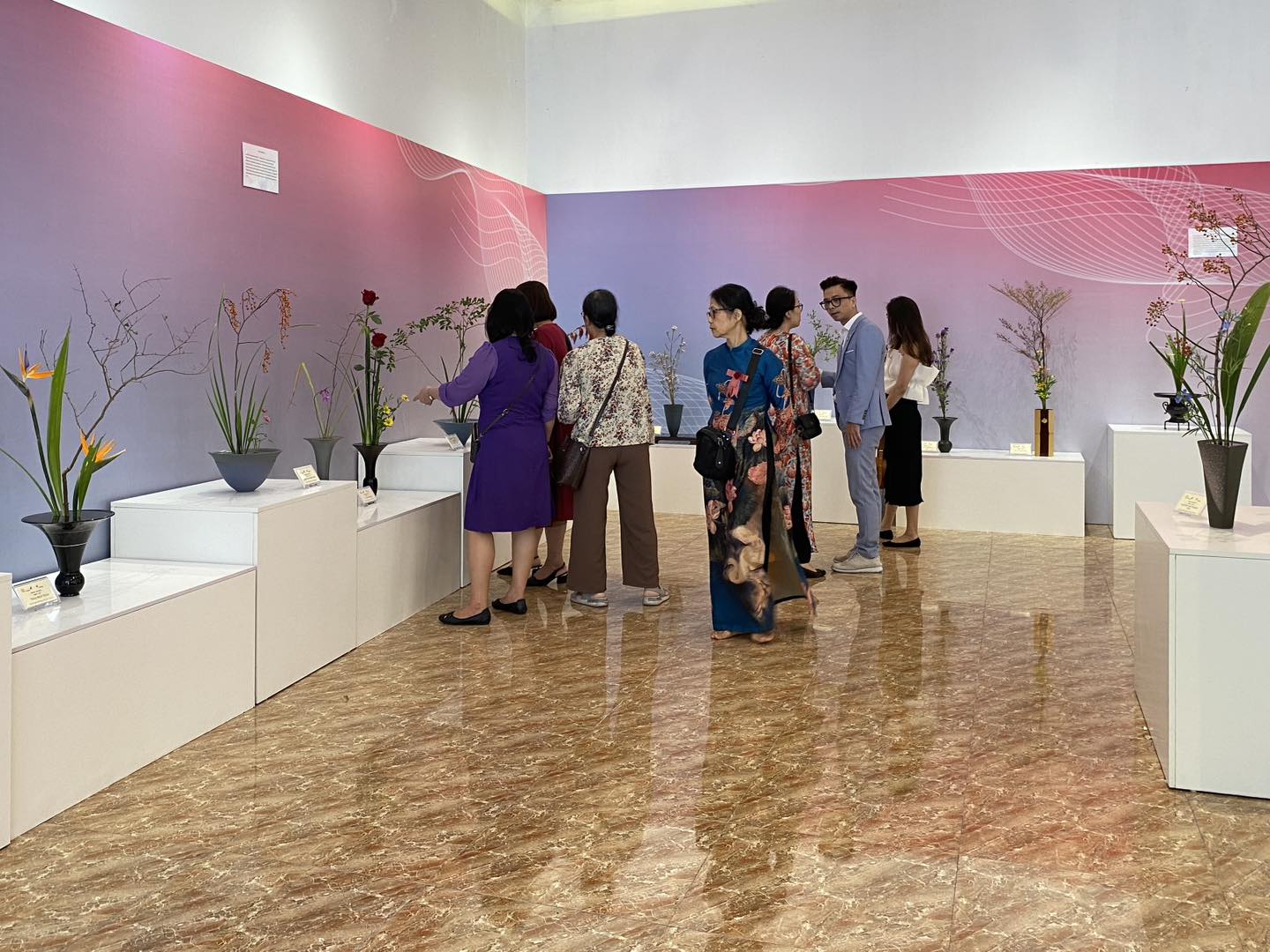 trien-lam-ikebana-more-than-flowers trien-lam-ikebana-more-than-flowers