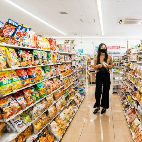 Đến Nhật, nên mua gì ở Konbini?