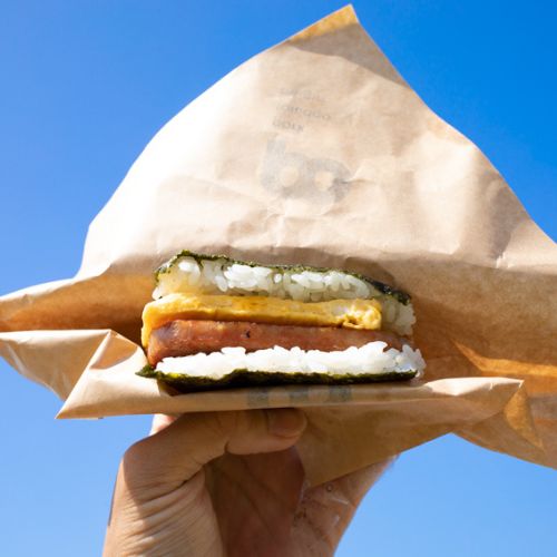 Onigiri kiểu Okinawa, bạn đã bao giờ thử chưa?