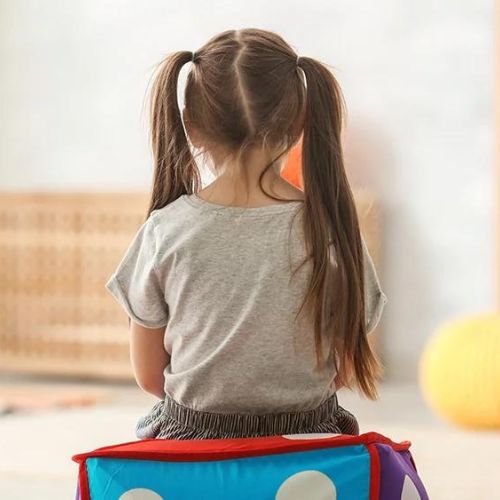 Tại sao rất ít trẻ em được nhận làm con nuôi ở Nhật Bản?