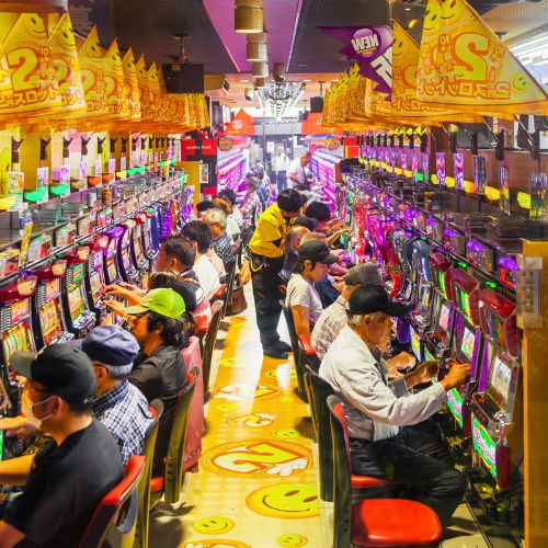 Ngành công nghiệp Pachinko Nhật Bản rơi vào suy thoái
