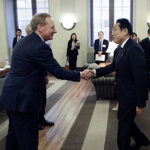 Microsoft đề nghị đầu tư 2,9 tỷ USD vào Nhật Bản để nâng cao trung tâm dữ liệu AI