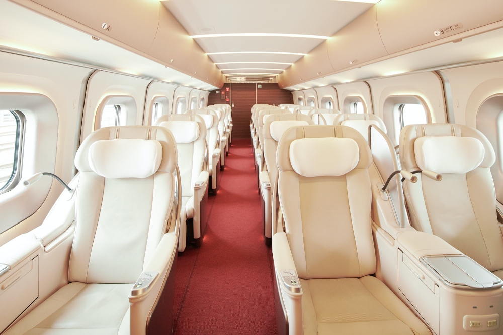toa hạng nhất gran class shinkansen hang-first-class-shinkansen