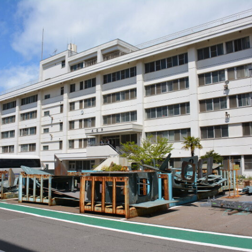 Thí điểm “nhà tù không tường rào” tại Nhật