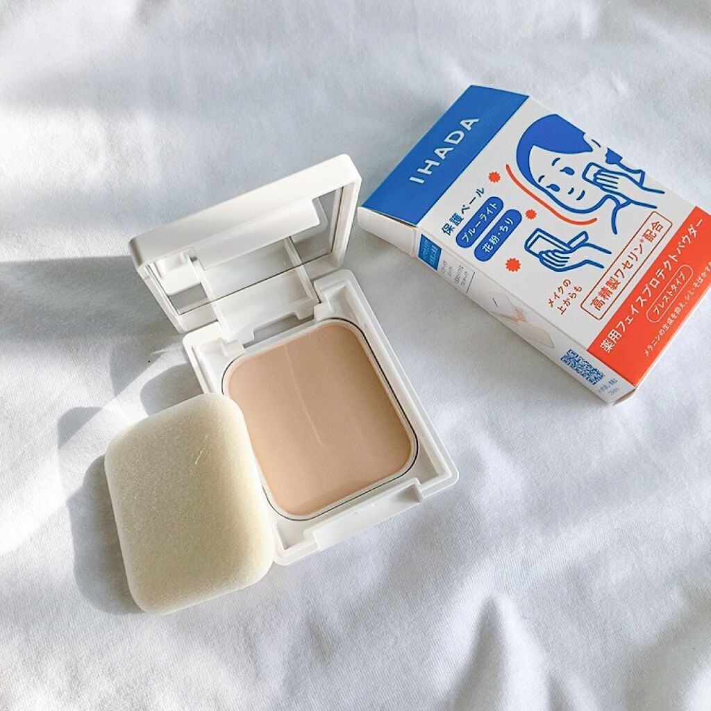 Phấn chống nắng Ihada Medicated Face Protect Powder ihada