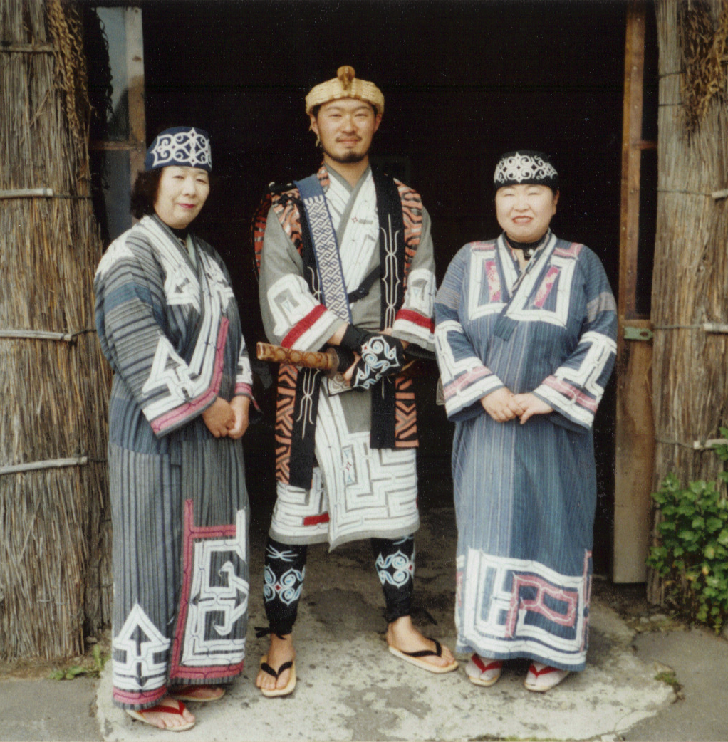 người ainu hokkaido nguoi-ainu-hokkaido