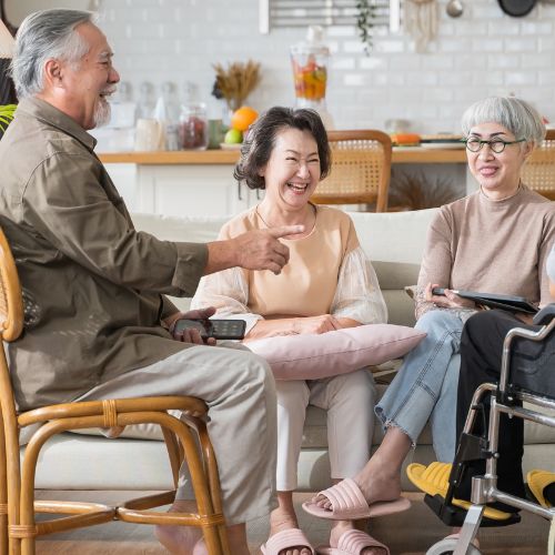 Nhật Bản giải quyết vấn đề dân số già bằng cách... thay đổi định nghĩa về người cao tuổi