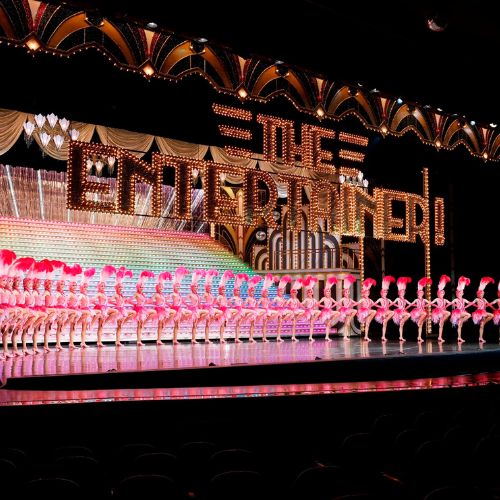 Đoàn kịch Takarazuka Revue thừa nhận hành vi bắt nạt đối với nữ diễn viên đã qua đời