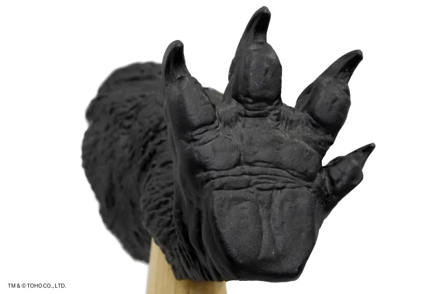 bàn chân Godzilla Godzilla-ban-chan
