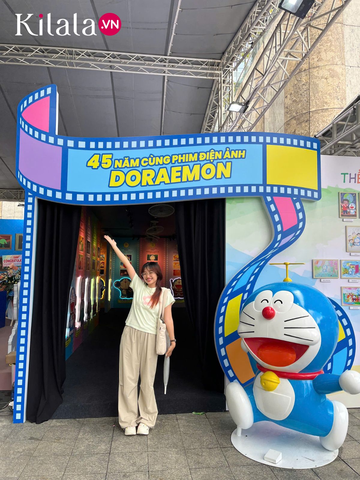 trien-lam-doraemon-12 trien-lam-doraemon-12
