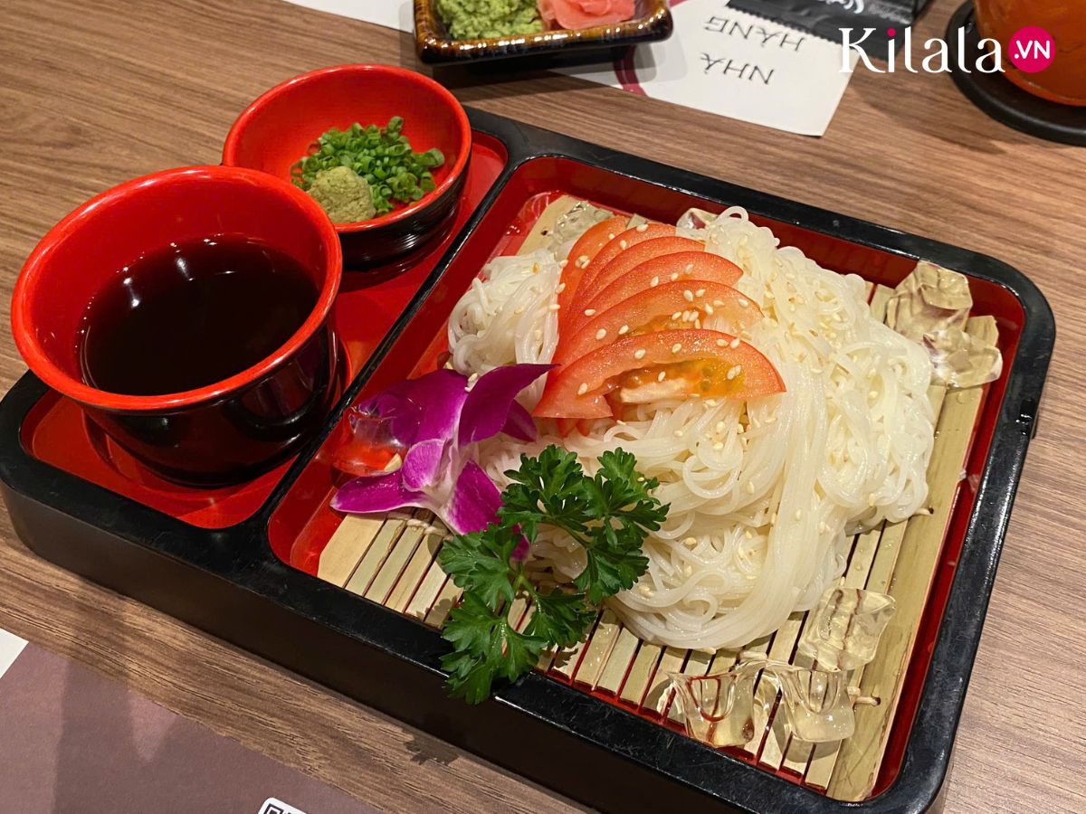 hiyashi-somen-rolling-rices hiyashi-somen-rolling-rices