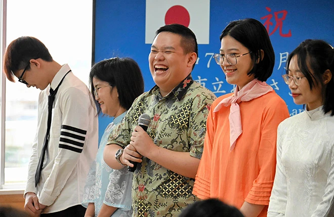 Sinh viên nước ngoài SV-nuoc-ngoai