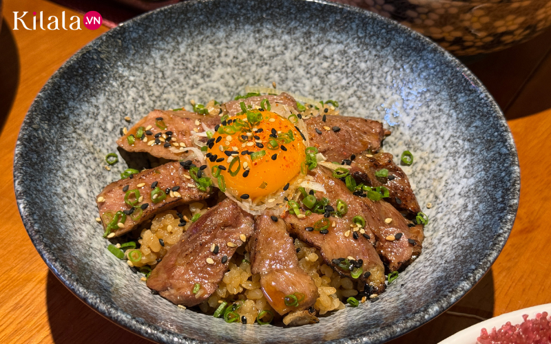 Cơm-hấp-bò-Wagyu Cơm-hấp-bò-Wagyu