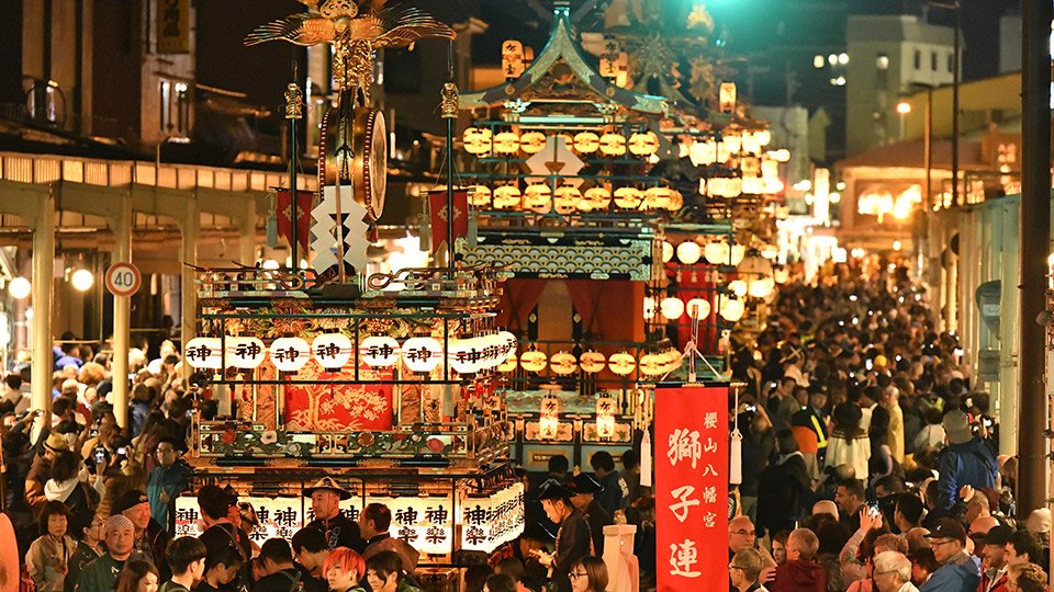 Lễ hội mùa thu Takayama Lễ hội mùa thu Takayama