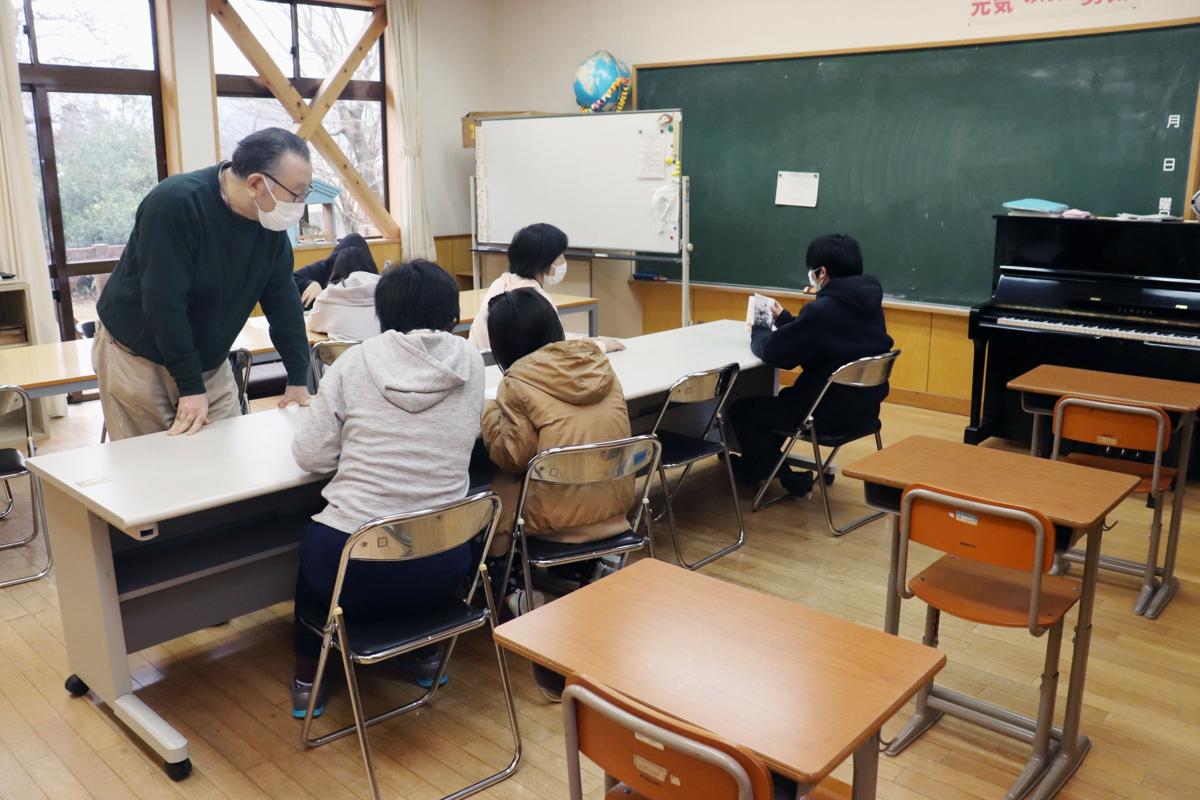 học-sinh-futoko-quay-lại-trường