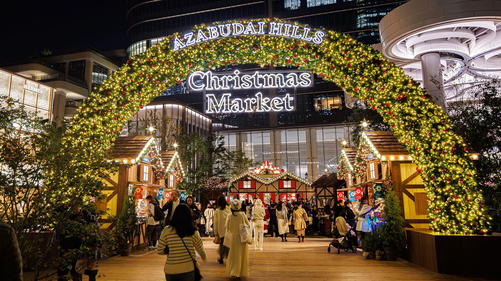 azabudai-hills-christmas-market