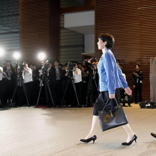 Phong cách thời trang của nữ Thủ tướng Takaichi trở thành trào lưu