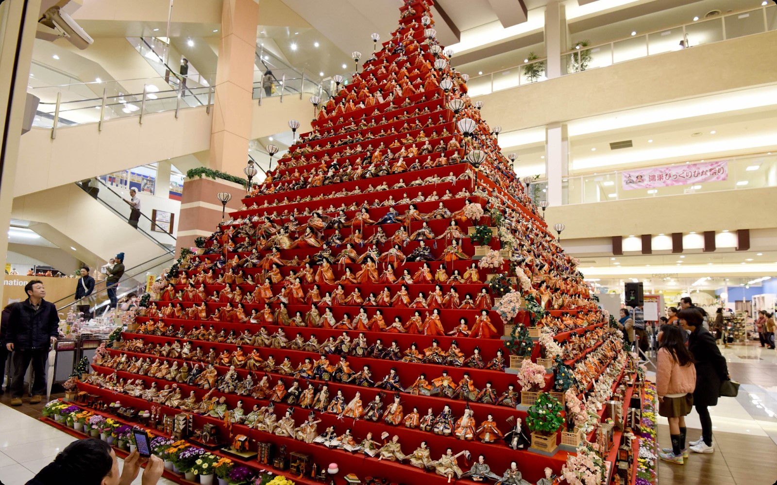 tháp-búp-bê-31-tầng