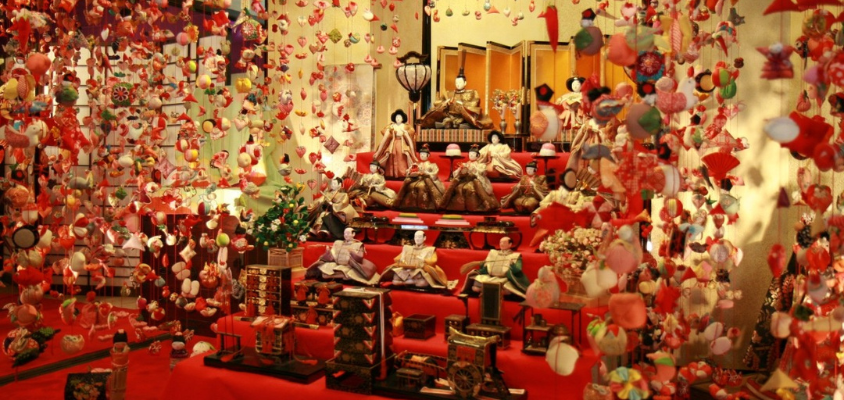 Khám phá 7 tầng búp bê Hina truyền thống Nhật Bản