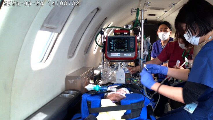 bên-trong-doctor-jet