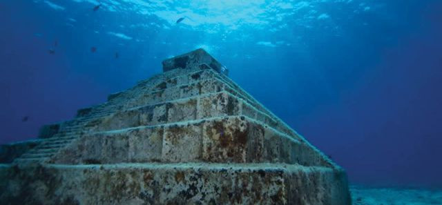 kim tu thap yonaguni