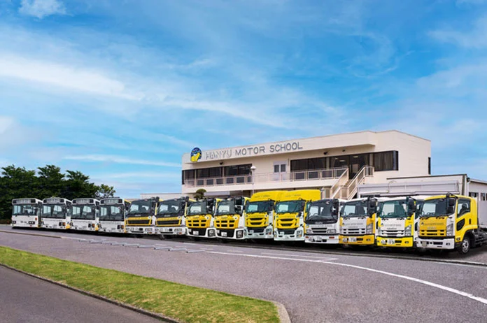trường-dạy-lái-xe-buýt-tại-nhật