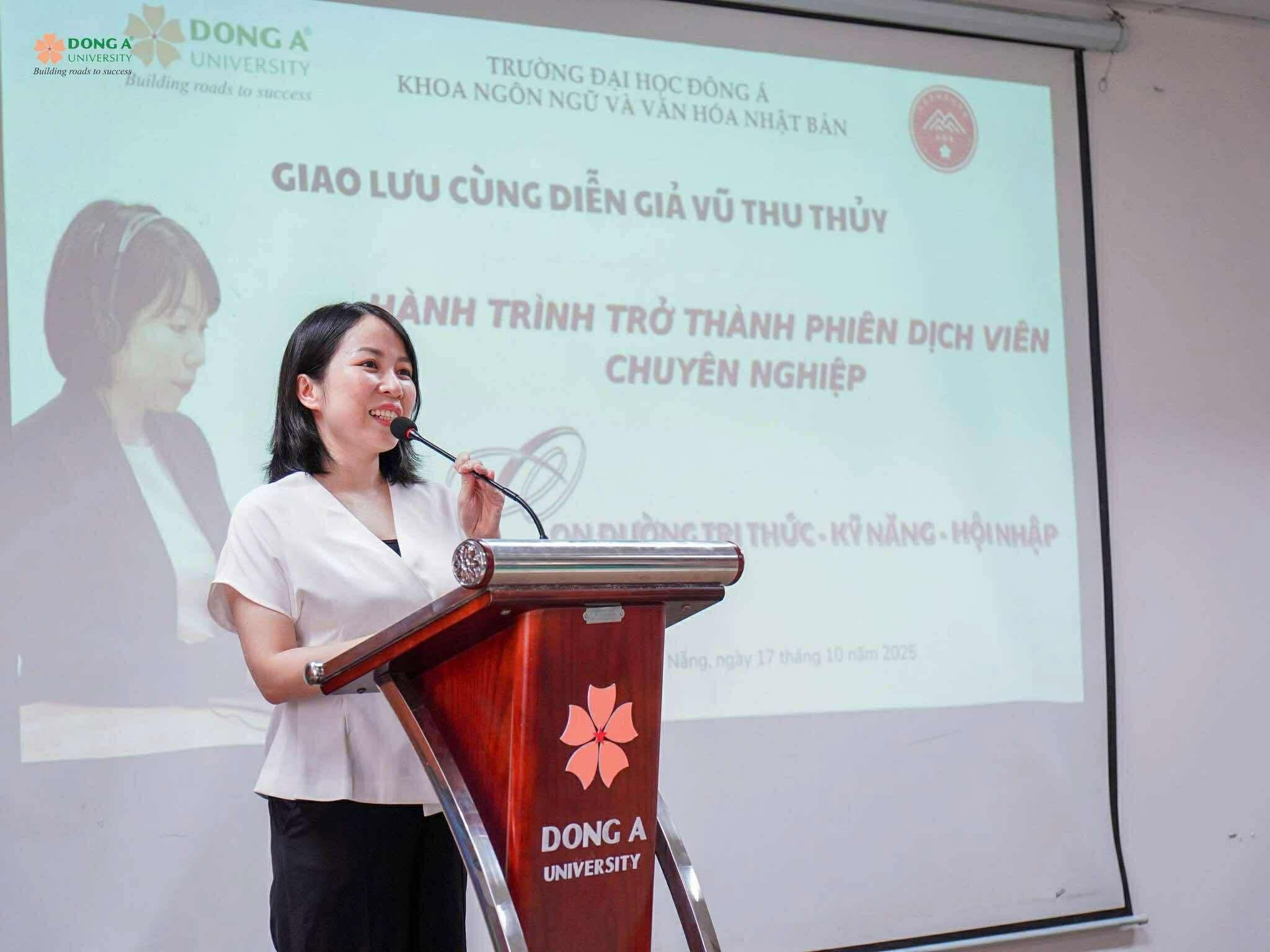 chia sẻ với sinh viên