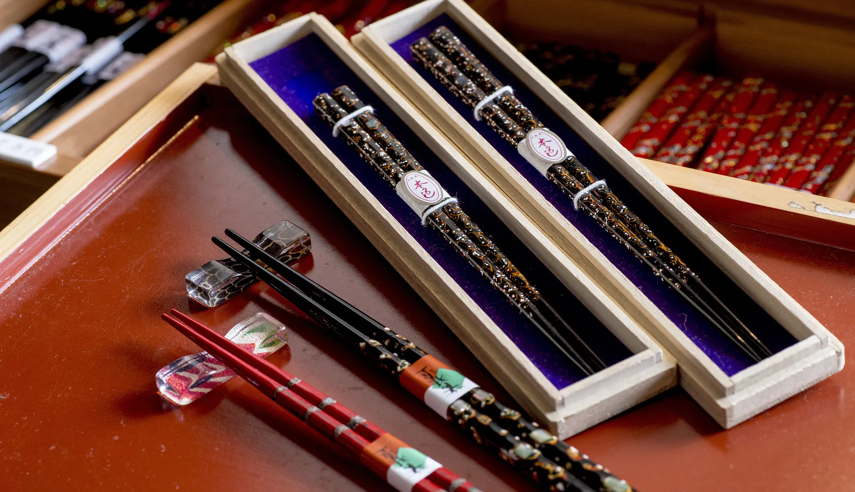 hộp-đũa-wakasa-làm-quà-tặng-cao-cấp