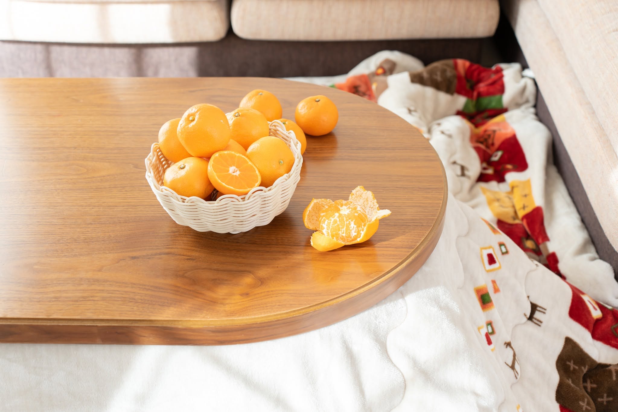 mikan-và-kontatsu