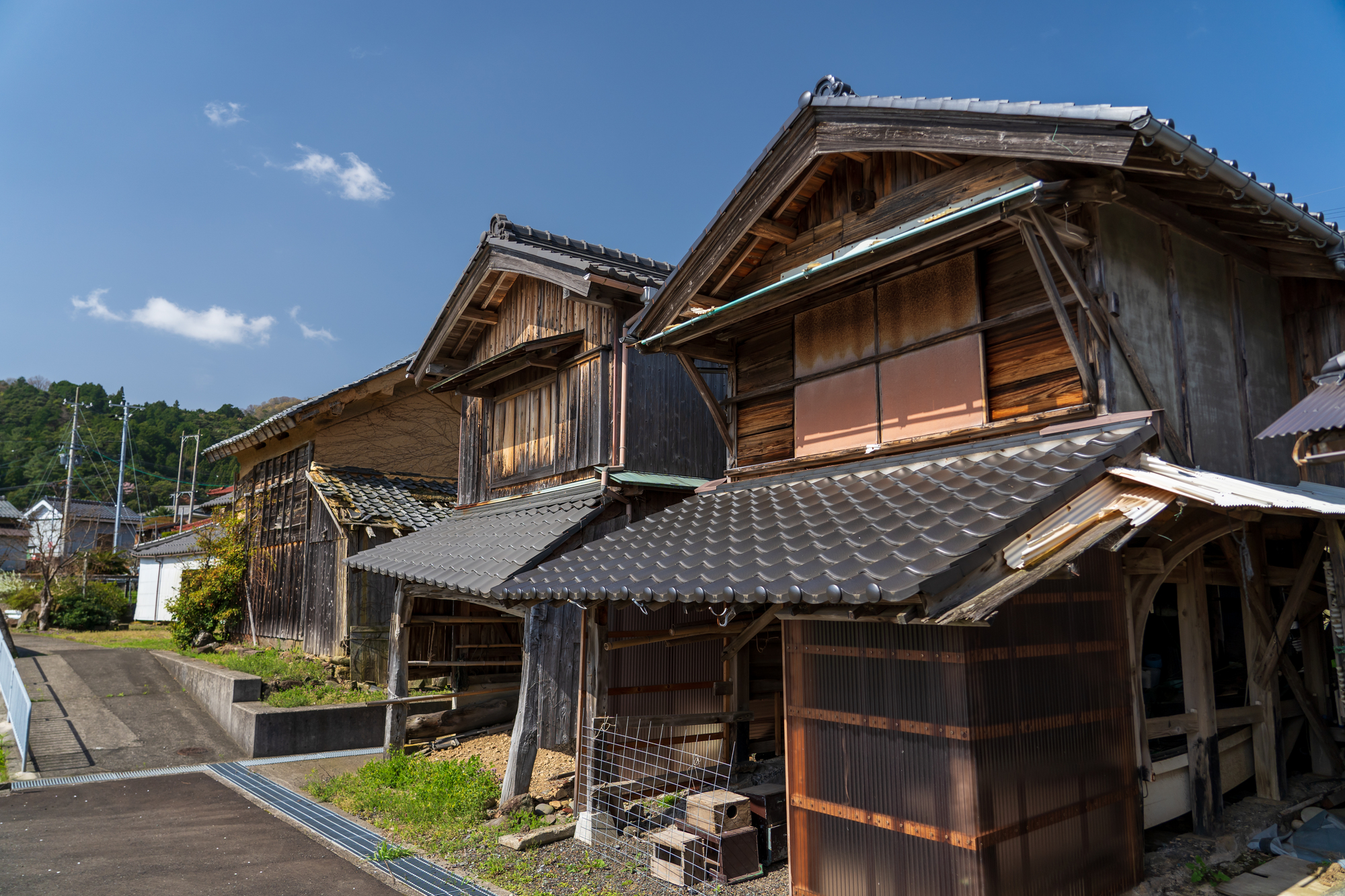 nhà-hoang-akiya