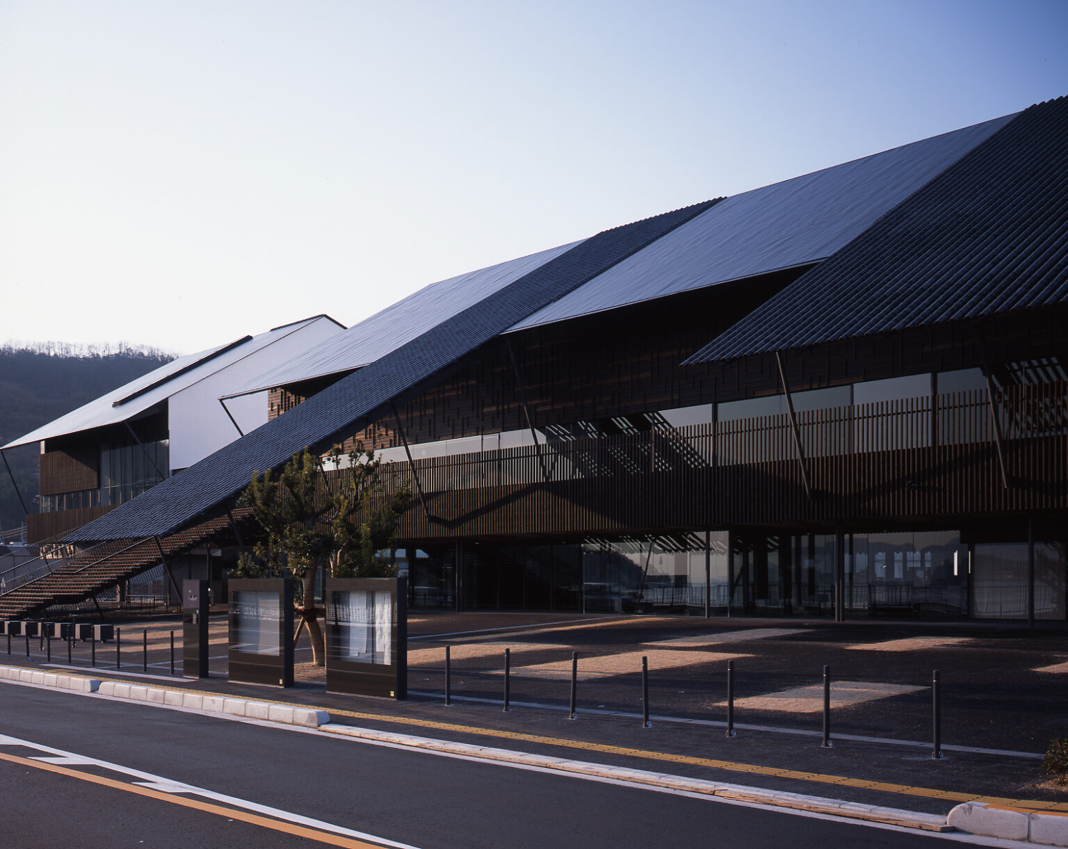 kure-civic-center