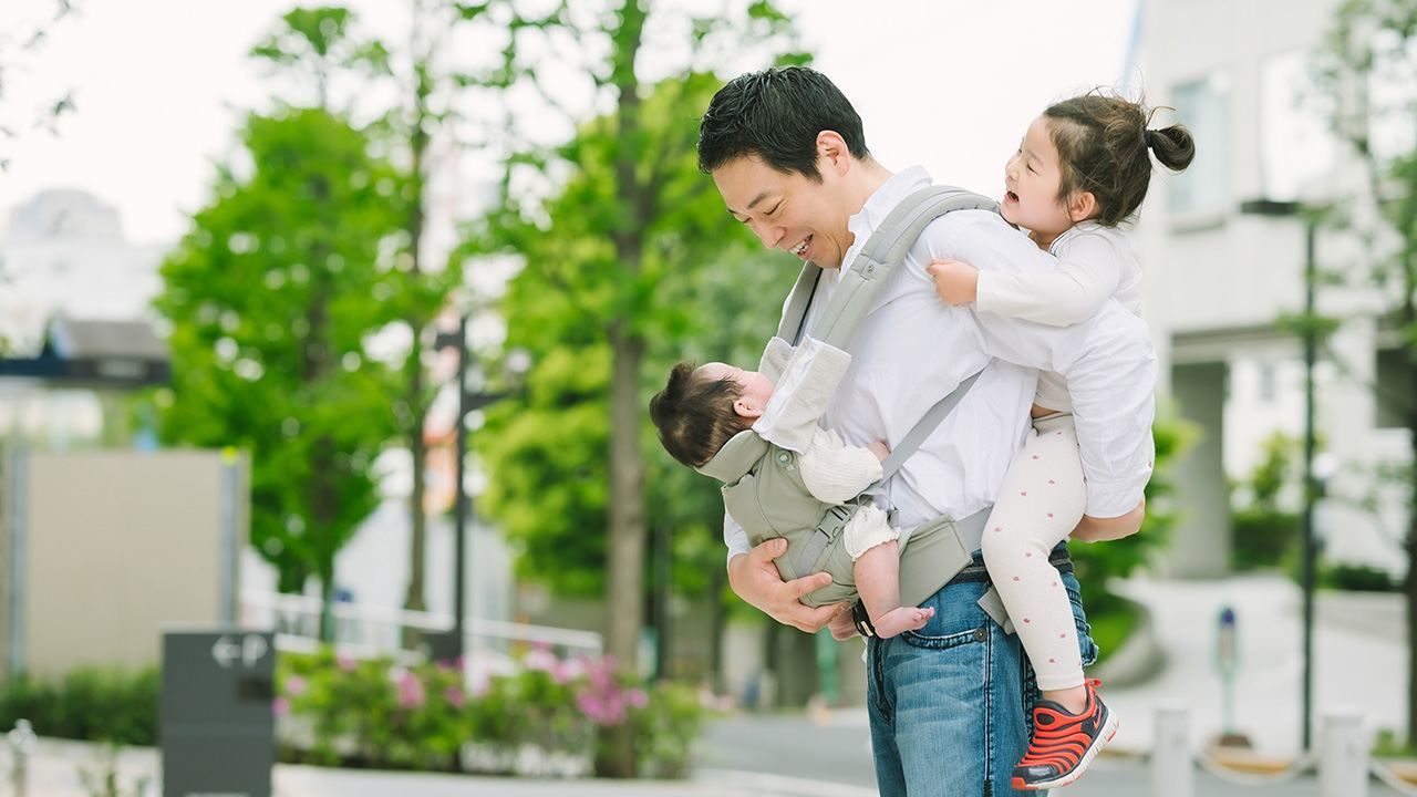 Hơn 50% lao động nam giới xin nghỉ phép để chăm con 