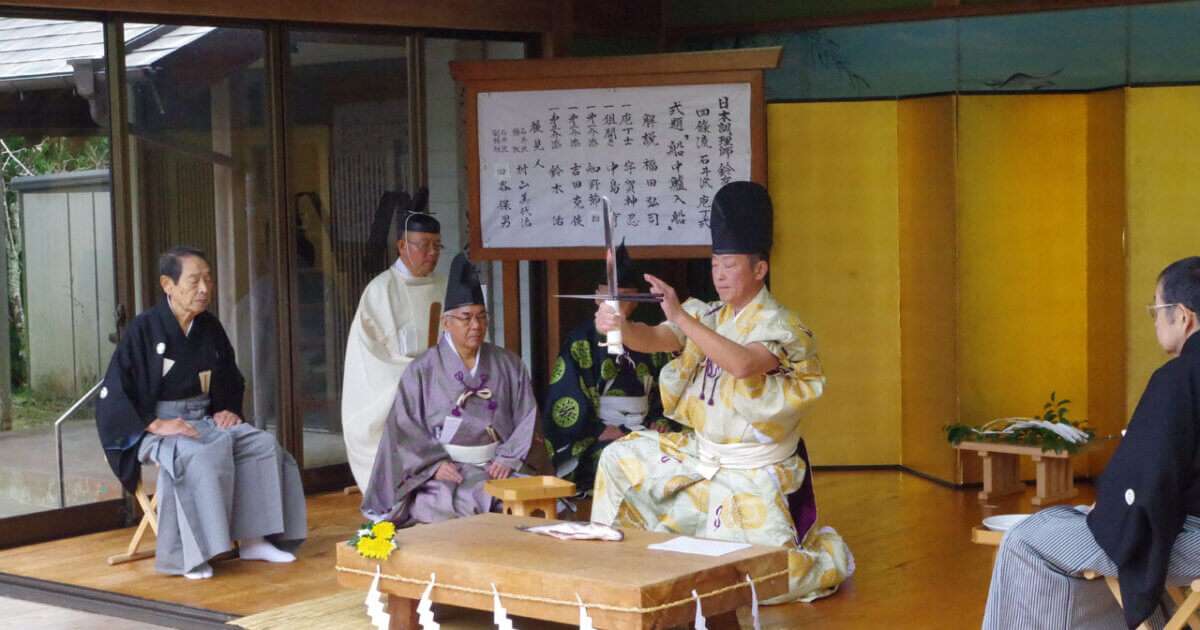 hocho-shiki-tại-đền-takabe-jinja