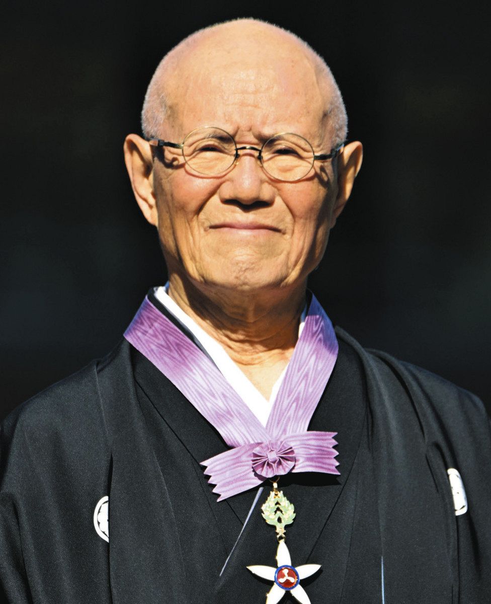 tetsuya chiba nhận huân chương văn hóa nhật bản