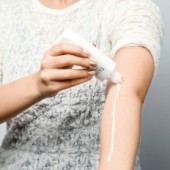 Sử dụng kem chống nắng đúng cách