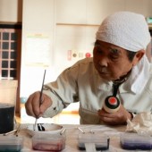 Ông lão 80 tuổi và cuộc đời gắn bó với Kokeshi