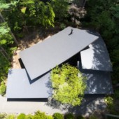 Biệt thự Four Leaves sở hữu hệ mái như 4 chiếc lá tại Nagano