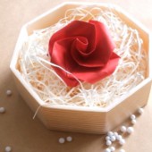 Cách xếp hoa hồng đơn giản theo phong cách Origami