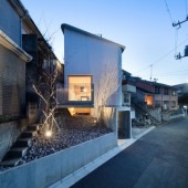 Nhà Nhật Bản trông hẹp nhưng rộng không tưởng