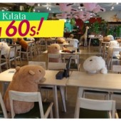 Một nhà hàng dùng thú bông để giữ khoảng cách an toàn cho khách