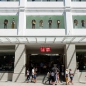UNIQLO khai trương cửa hàng đầu tiên tại Việt Nam