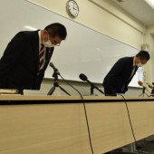 Kỷ luật giáo viên đánh học sinh nữ trật khớp hàm